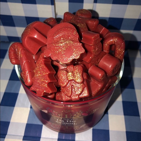 Bath and Body Works Wax Melts - Picture 2 of 2